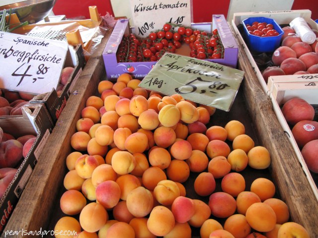 lubeck_apricots_web