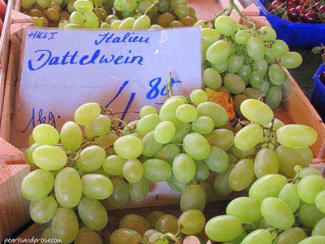 lubeck_grapes_web