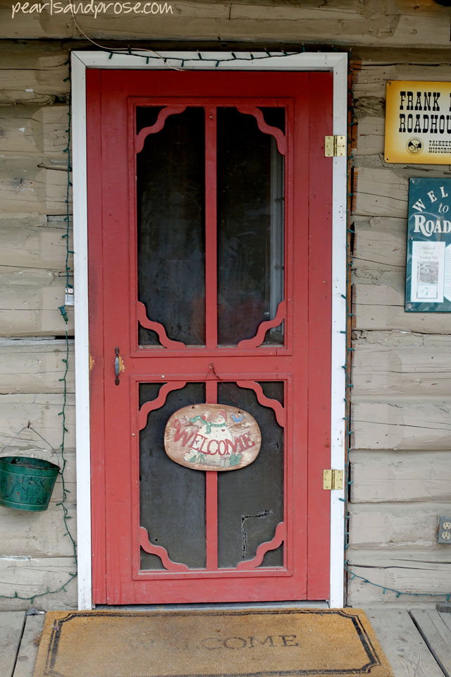 talk_roadhouse_door_web