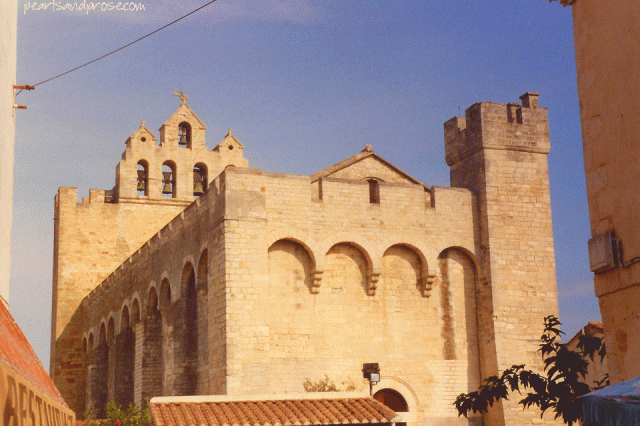 stes_Maries_church_web