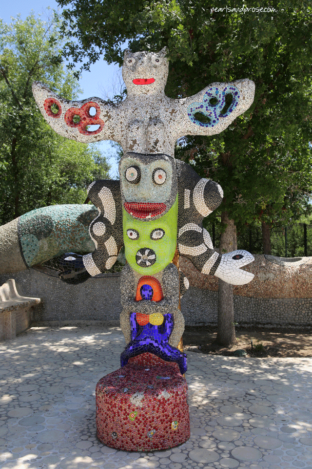 califia_mermaid_totem_web